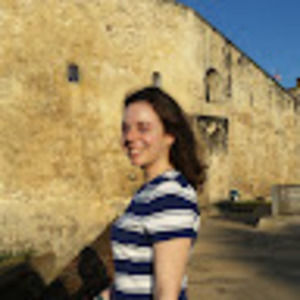 Meet your Posher, Lara